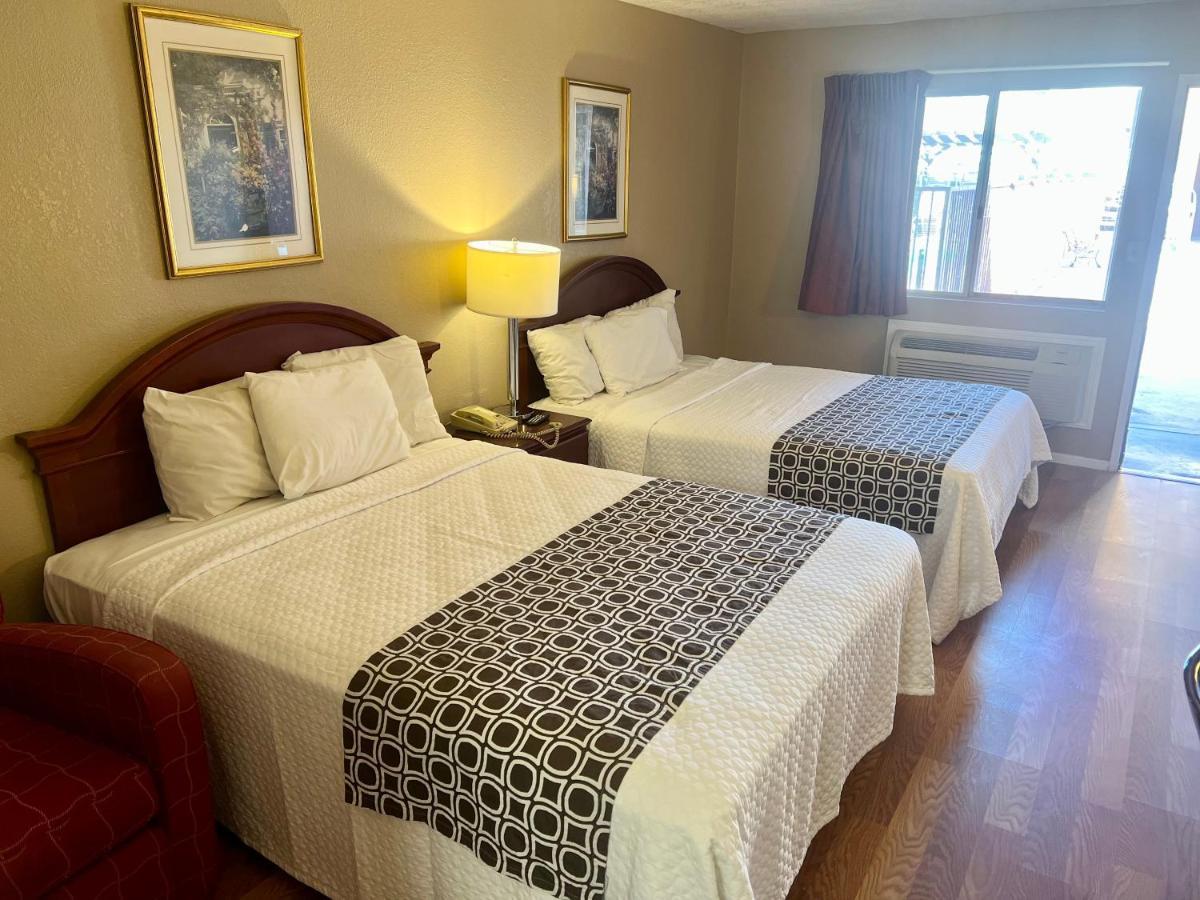 Park Avenue Inn & Suites Victorville Eksteriør billede