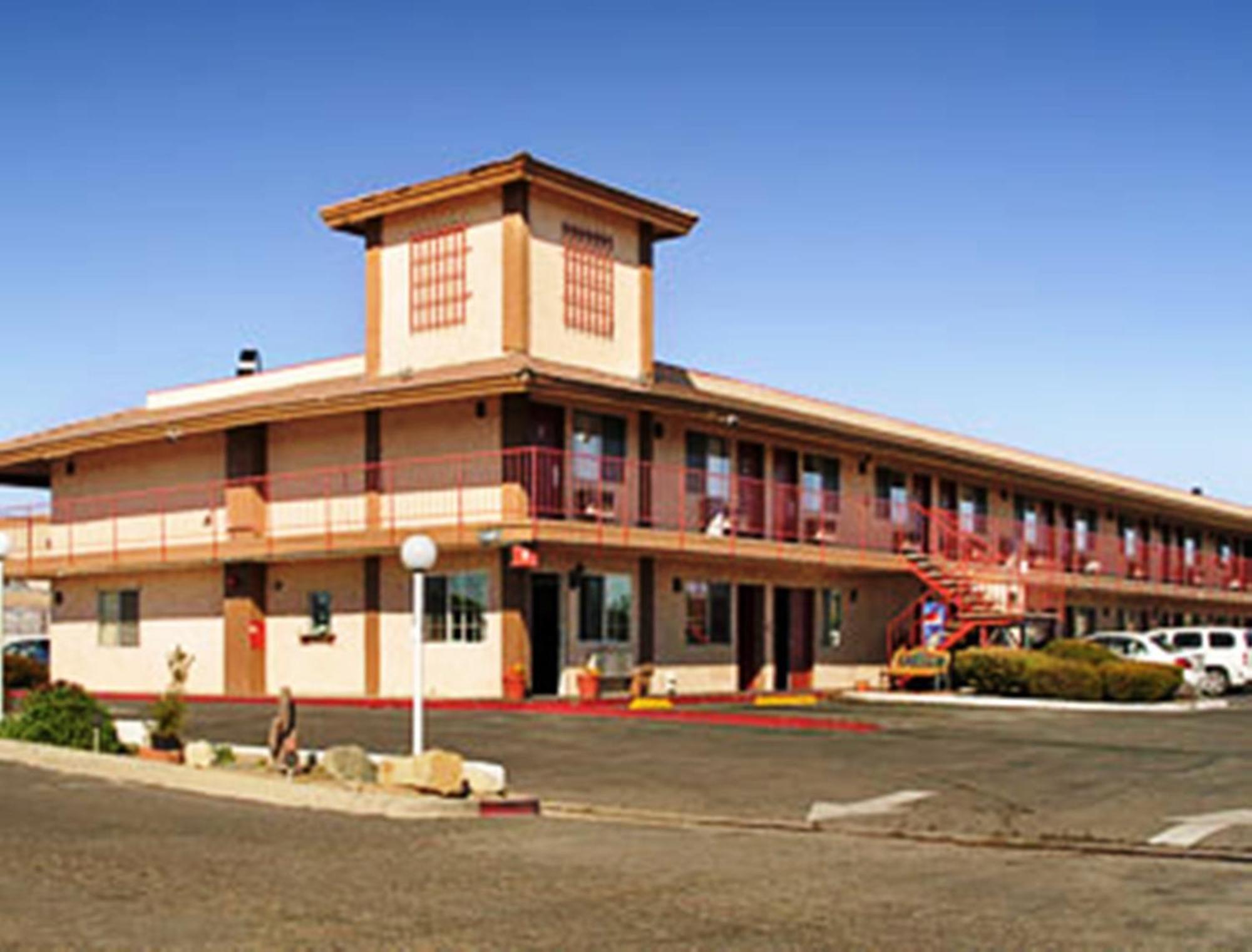 Park Avenue Inn & Suites Victorville Eksteriør billede