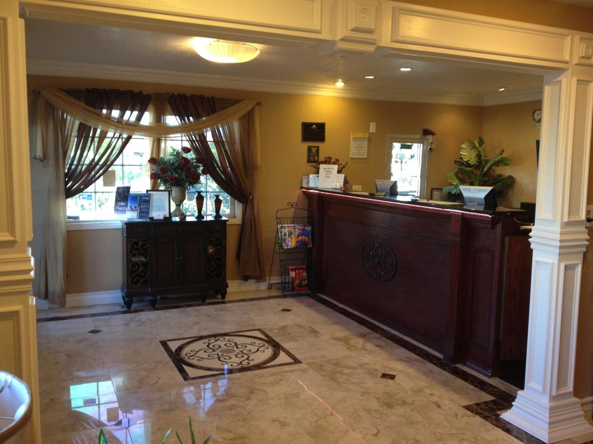 Park Avenue Inn & Suites Victorville Eksteriør billede