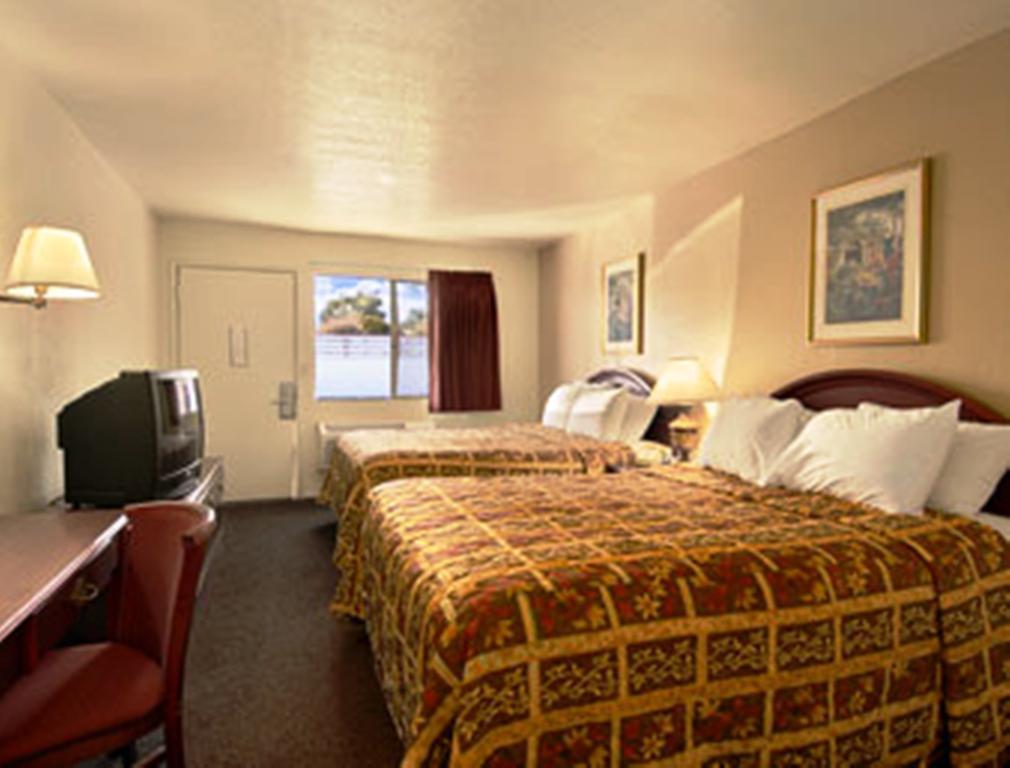 Park Avenue Inn & Suites Victorville Værelse billede