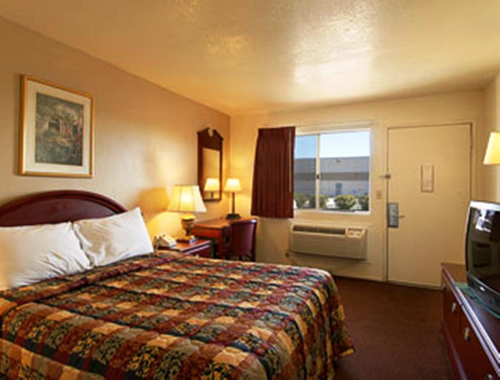 Park Avenue Inn & Suites Victorville Værelse billede