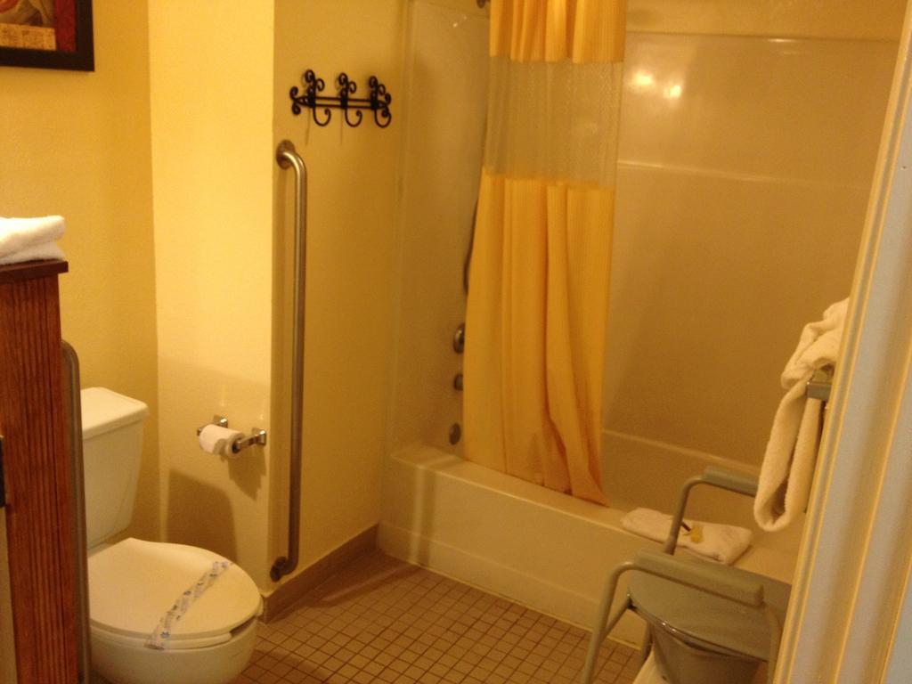 Park Avenue Inn & Suites Victorville Værelse billede